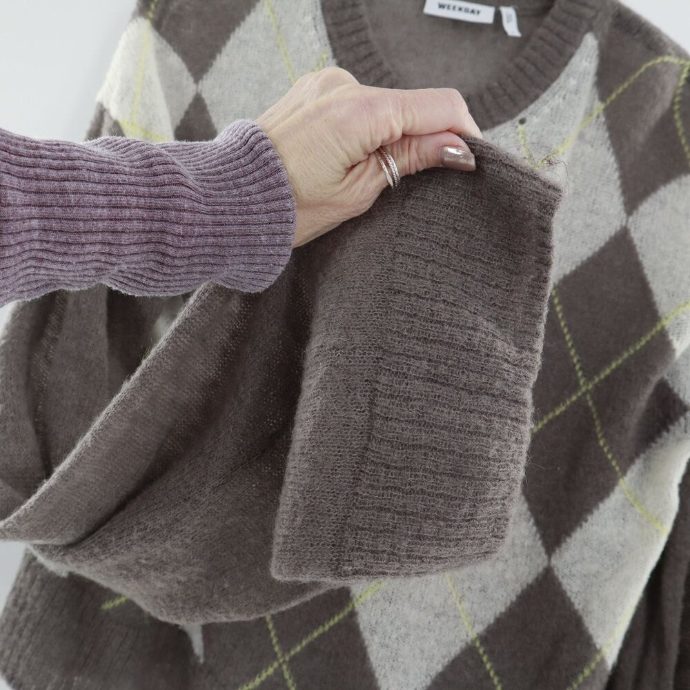Weekday Argyle Sweater Womens Small Brown Wool Open Knit Light Academia - Picture 5 of 16